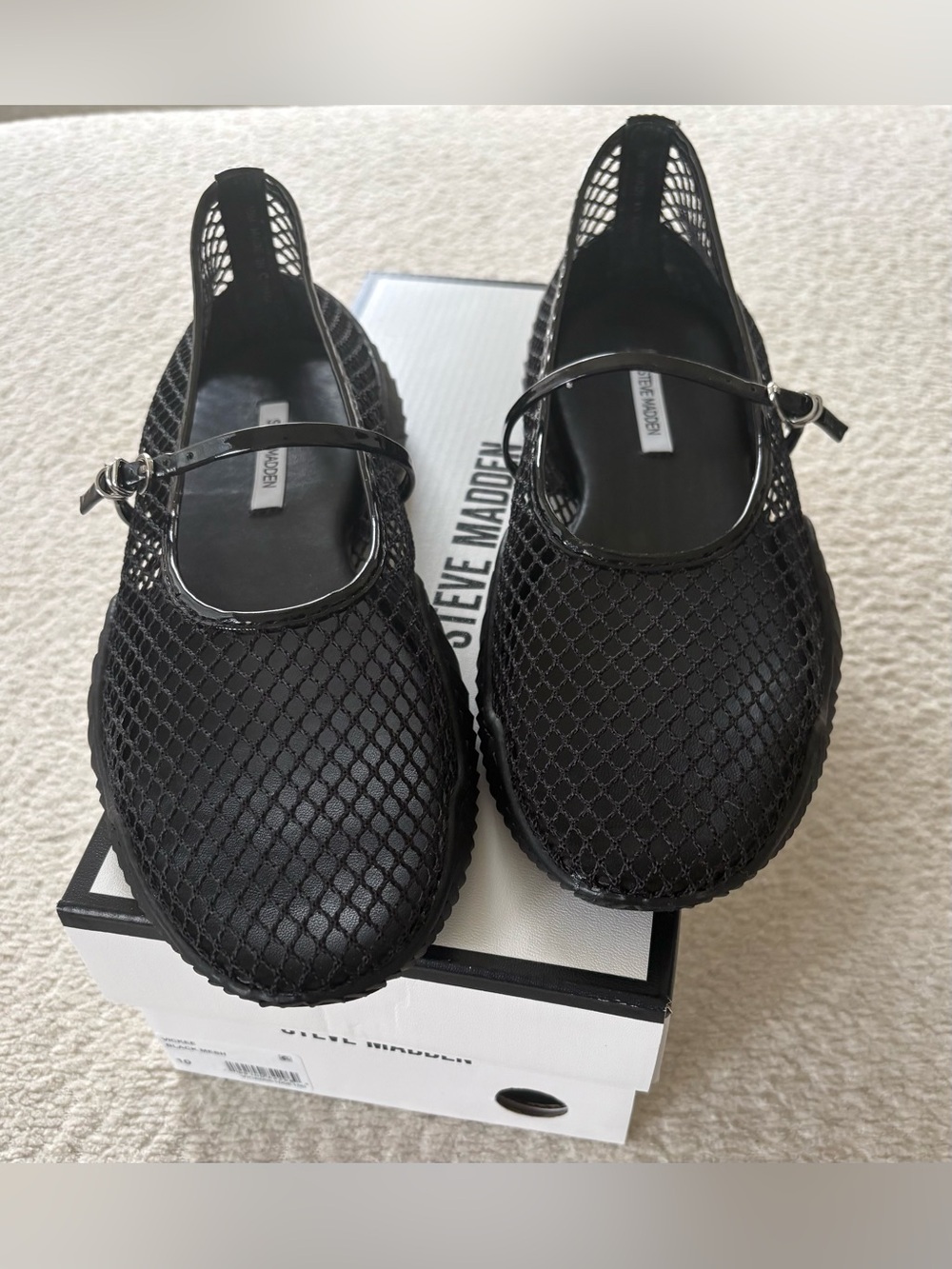 Steve Madden Black Mesh Mary Jane Flats with Patent Strap